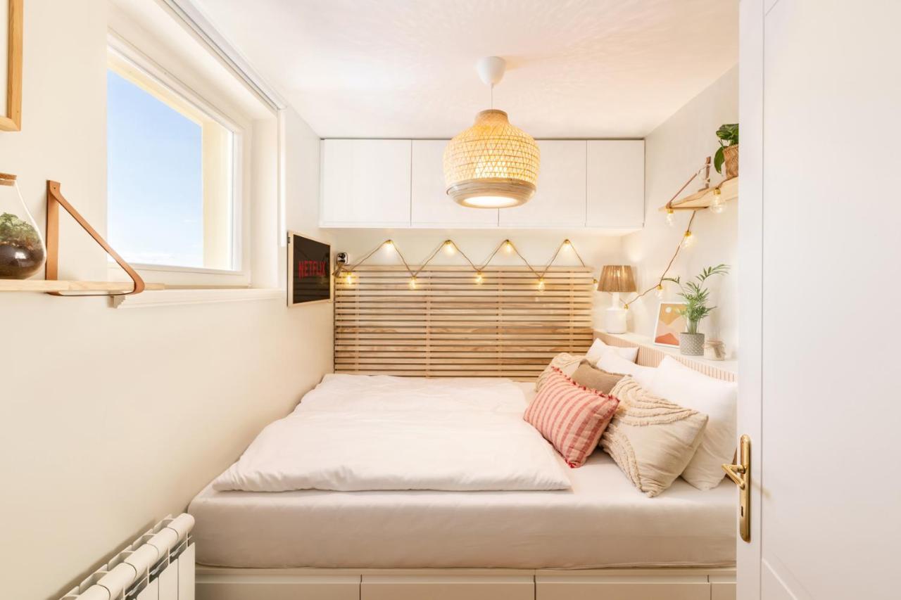 Turnkey I Angelo Roma Apartments Praag Buitenkant foto